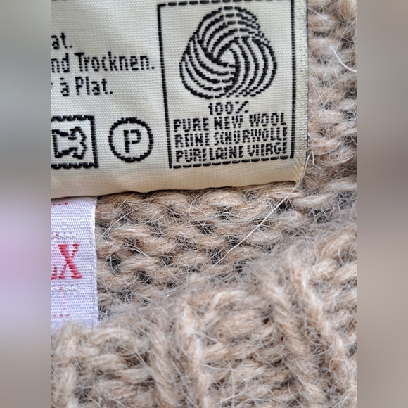 Samband of Iceland Vintage High Crewneck 100% Wool Cozy Sweater Size LX - Picture 6 of 9